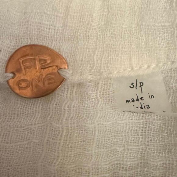 Free People FP One Mila Shirt White Ethereal Dainty Crochet Romantic Small NWT - Picture 12 of 14